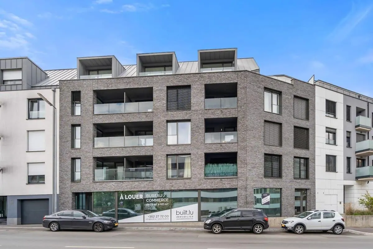 Luxury 2Br, Free Parking, Balcony Apartment Luxembourg